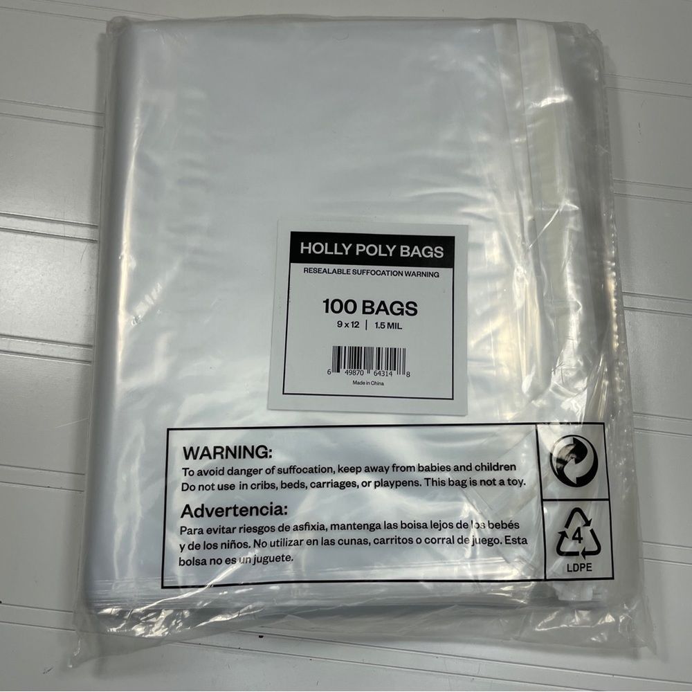 100 CLEAR POLY BAGS - 9x12 - Strong Self Seal Strip with Suffocation Warning